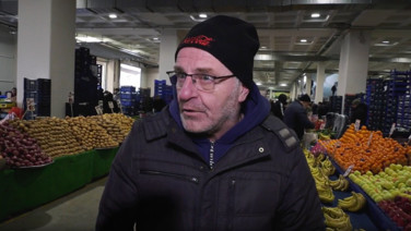 AKP'li vekile tepki büyük: Kendisi 150 TL'ye yiyor, 500 TL'ye satıyor