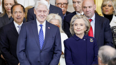 Hillary Clinton meydan okudu: Savaş istiyorsanız halkın önünde yapalım!