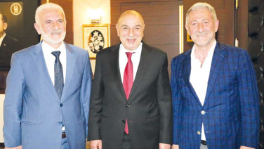 MEB’in ihalesini AKP’li yandaş aldı