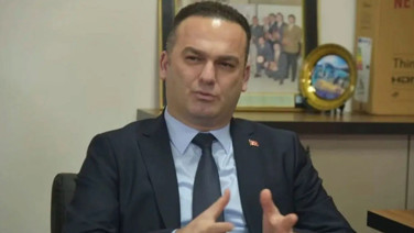 Görele'de CHP'li 2 meclis üyesi seçim öncesi partisinden istifa etti