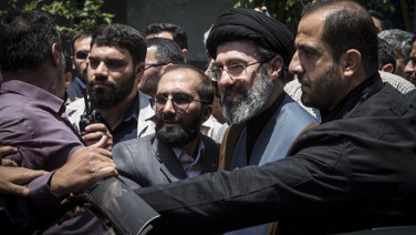 Hamaney'in yerine gelmesi beklenen oğluyla ilgili çarpıcı "iktidarsızlık" iddiası