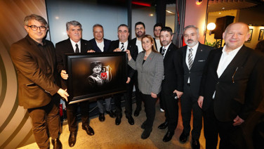 Serdal Adalı, Tüpraş Stadı'nda iftar verdi