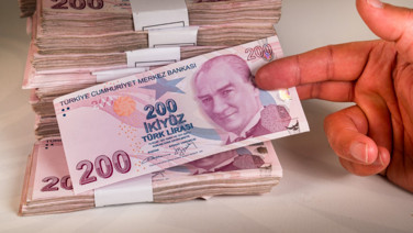 Borç patlaması: Kredilerde dev artış