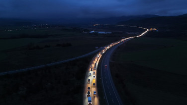 Bayram dönüşü çilesi: 30 kilometre kuyruk oluştu