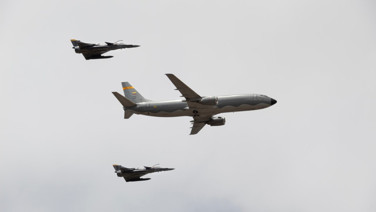 125 kişiyi taşıyan uçak düştü