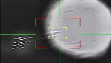 İran, ABD savaş uçaklarını vurdu: Ödül vadetti