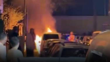 Kayınvalidesinin evinin önünde aracını yakıp, havaya ateş açtı