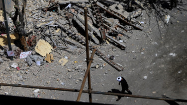 Çin'den vatandaşlarına İran'ı terk edin uyarısı