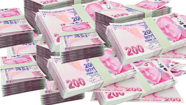 Her 10 banknottan altısı 200 lira oldu