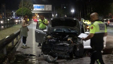 Hurdaya dönen araçtan burnu bile kanamadan çıktı