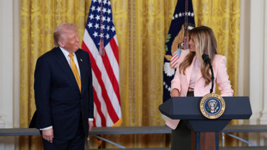 First Lady'nin Trump'la ilgili sözleri herkesi kahkahaya boğdu, kendileri bile güldü