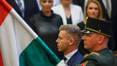 16 yıllık Orban dönemi resmen sona erdi