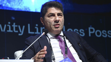 Hakan Safi'den Leao çıkarması