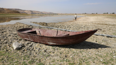 Fırat Nehri'nde su azaldı: Kıyamet alameti mi?