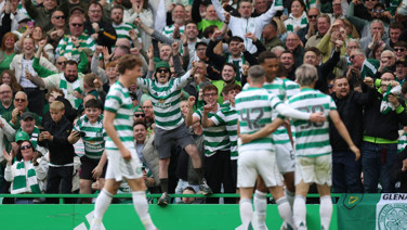 Hearts ve Celtic arasındaki şampiyonluk düğümü son haftaya kaldı