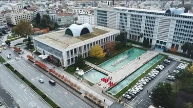 İBB ve Üsküdar Belediyesi'ne operasyon: 19 gözaltı