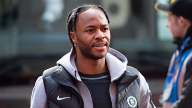 Raheem Sterling, uyuşturucu etkisinde Lamborghini ile bariyerlere girdi