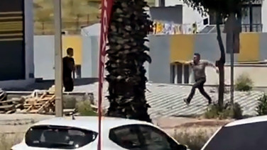 Emekli polis, oğlunu katledip başında bekledi