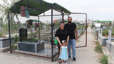 Acılı aile bir kez daha kahroldu: Mezarın etrafına çit çektiler