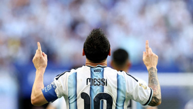 Messi hem gol hem asist rekoru kırarak Arjantin'i son 16'ya taşıdı: Yeşil Burun Adaları tarih yazdı