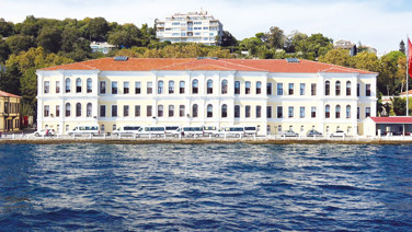 MEB’den Anadolu liselerine fren
