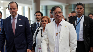 Kolombiya liderinden "sokağa çıkın" çağrısı