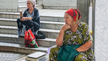 Yoksuldan üç kuruşu esirgediler