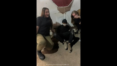 İsrailli askerden skandal fotoğraf: 'Anı' diyerek paylaştı