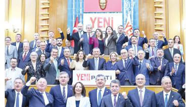 CHP’den 4 vekil daha YENİ Parti’ye katılacak