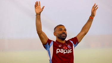 Salah'a unutulmaz tören: "Kupalar kazandırmak için buradayım"