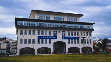 Kuşadası Belediyesi'nde üçüncü dalga: Bülent Tezcan'ın kızı ve damadı için gözaltı kararı