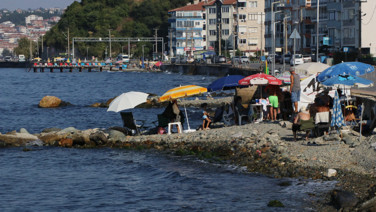Çınarcık'ta denize girmek yasaklandı