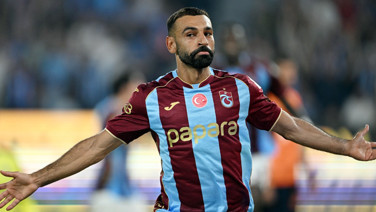 Salah'ı mutluluktan havalara uçurtan haber: Başkan ve kardeşi tebrik etti