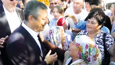 Sözümün arkasındayım Özel’in yanında olacağım