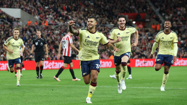 Sunderland kaçırdı Arsenal hatayı affetmedi