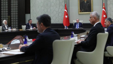 Kabine toplanıyor. İşte masadaki konular