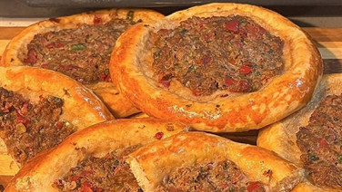 Ünlü pideci dana eti diye at ve eşek eti yedirmiş