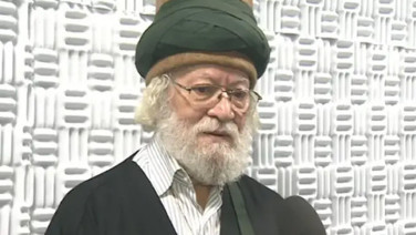 Kapıya bırakılan yemekler alınmayınca kapıyı çilingire açtırdılar! Mevlevi dünyasının tanınmış ismi evinde baygın bulundu