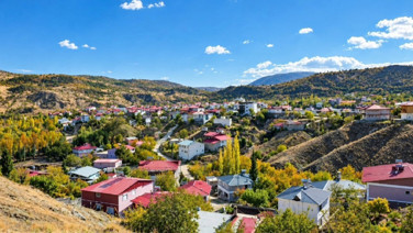Türkiye’nin bu köyünde kimse elektrik ve su faturası ödemiyor. Herkes gitmek istiyor