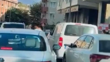 Trafikte zorbalık pahalıya patladı! Kendisini uyaran esnafa saldırınca 180 bin TL ceza yedi