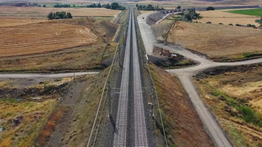 Ankara-Kayseri arası yarı yarıya kısalıyor. Yolculuk 1 saat 45 dakikaya düşecek