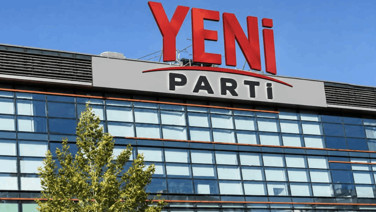 YENİ Parti'den bir belediye başkanı istifa etti