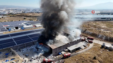 Tekstil fabrikasında yangın. Ekipler seferber oldu