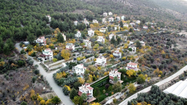Herkesin hayalini onlar gerçekleştirdi. İnşa ettikleri yeri görenler Avrupa'da sanıyor