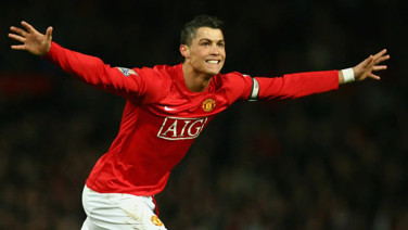 2008 Ronaldo, tüm zamanların en iyisi seçildi
