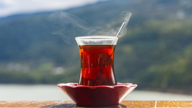 Çayı böyle içenler yandı. Tehlike sandığınızdan daha büyük