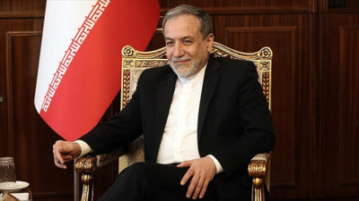 İranlı heyet, Umman’a gitti