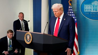 Trump açıkladı: Uçak kazasında kurtulan yok