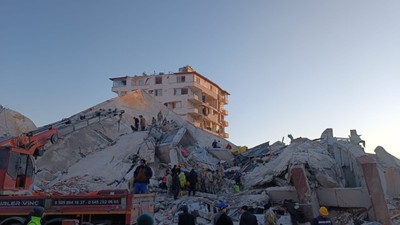 69 kişiye mezar olmuştu: Mahkeme 3 sanığı arıyor