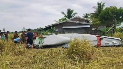 ABD ordusuna ait uçak Filipinler'de düştü: 4 ölü